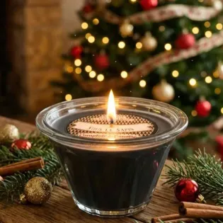 Bougie Gourmande Senteur Sous le Sapin 220g Comptoir de Famille